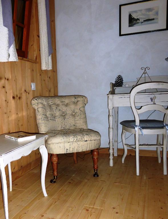 Chambres d'hôtes Béred Vuillemin Baume-les-Dames Quarto foto